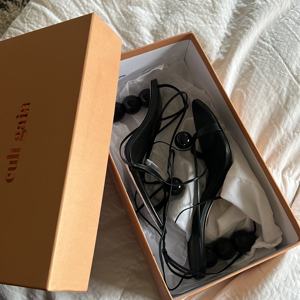 Cult Gaia karina sandal